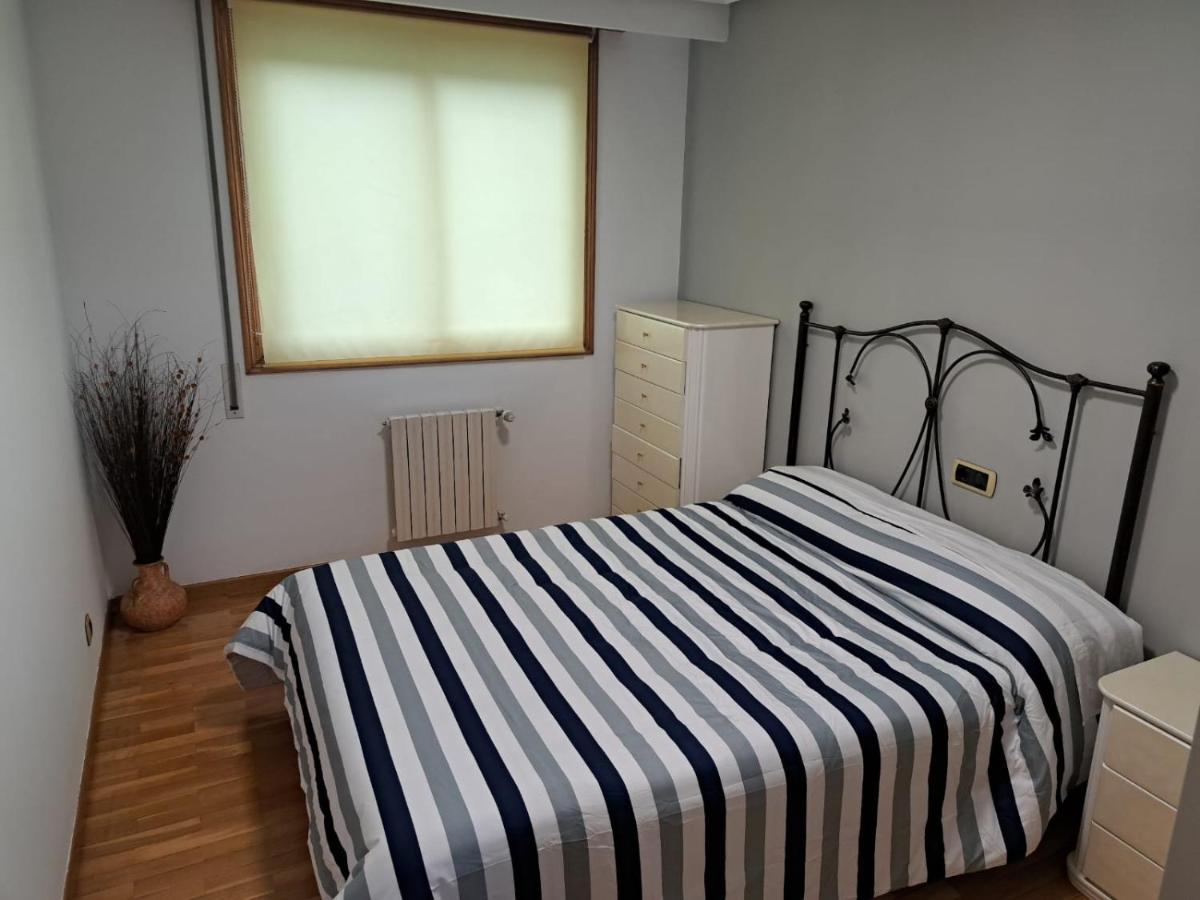 Piso Millenium Apartment Ourense Exterior foto