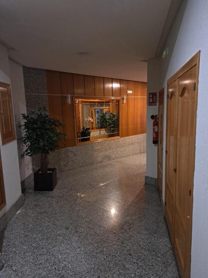 Piso Millenium Apartment Ourense Exterior foto