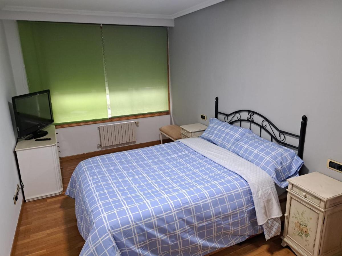 Piso Millenium Apartment Ourense Exterior foto