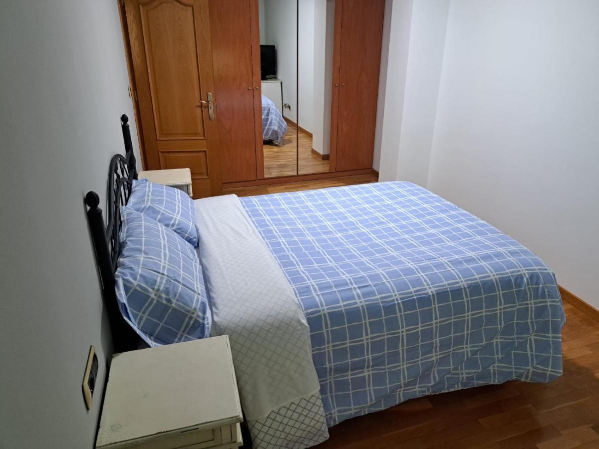 Piso Millenium Apartment Ourense Exterior foto
